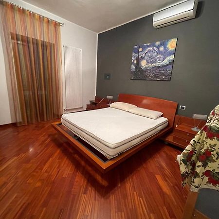 La Casa Di Mene & Lu Βίλα Pesche Εξωτερικό φωτογραφία